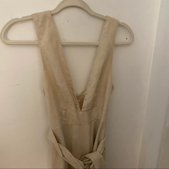 Beige/natural linen flared leg jumpsuit with tie. - Picture 4 of 5